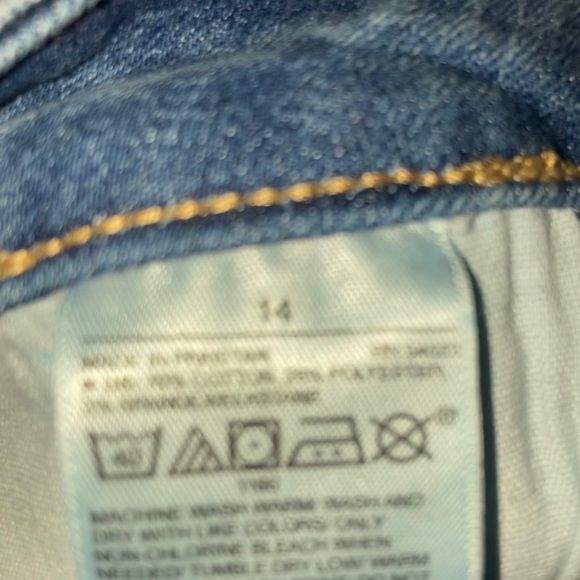 Old Navy Women’s Sz 14 Rockstar Super Skinny High Rise Jeans - New w/tags - Picture 5 of 5